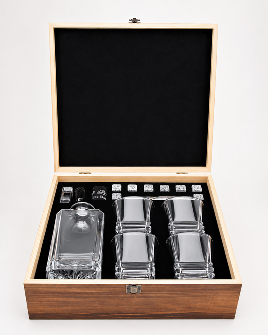 Whisky-Geschenkset in Holzkiste